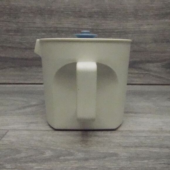 Vintage Tupperware Creamer Sugar Pitcher Food Storage Set Tea Bundle Beige Blue - Picture 10 of 16